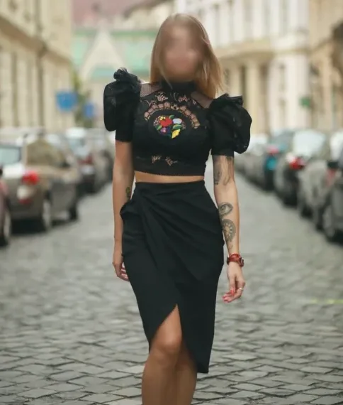 Büsra, 35