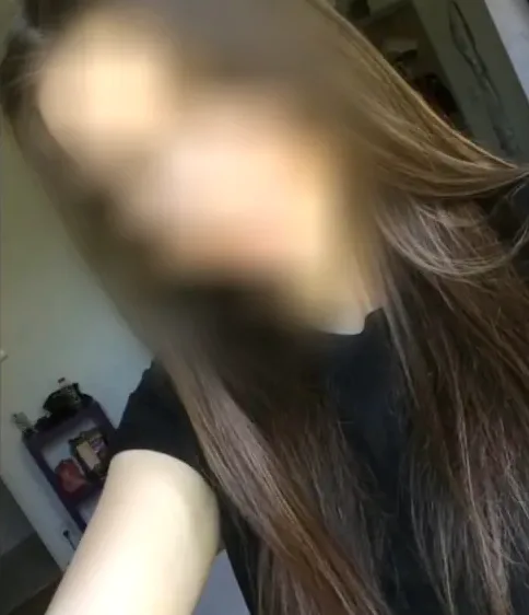Carla, 28