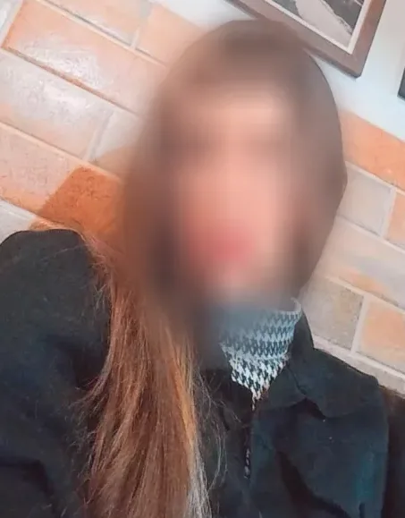 Celina, 25