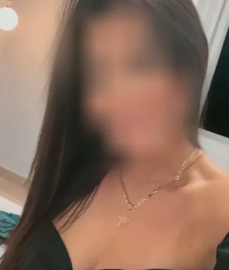 Emily, 40