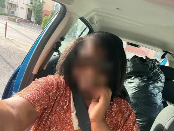 Emma, 28