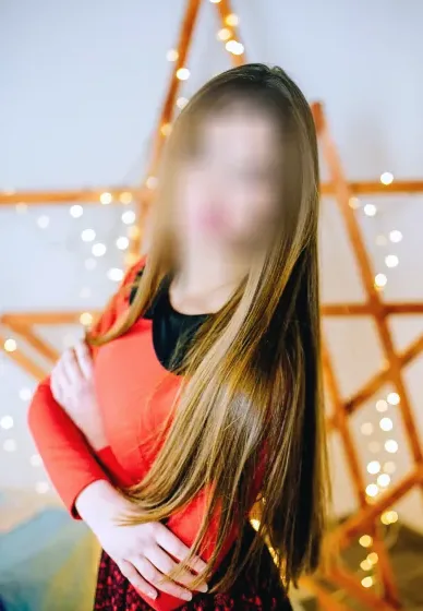 Hannah, 28