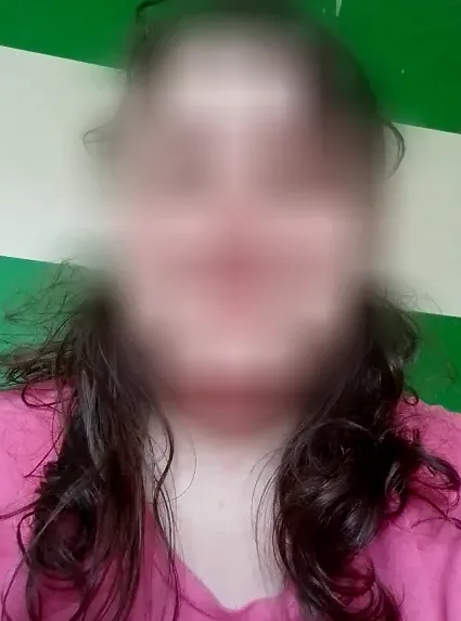 Janina, 37