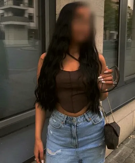 Josephine, 19