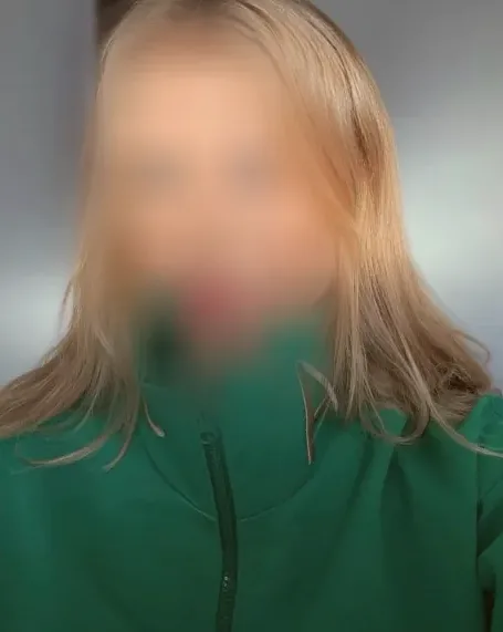 Kira, 31