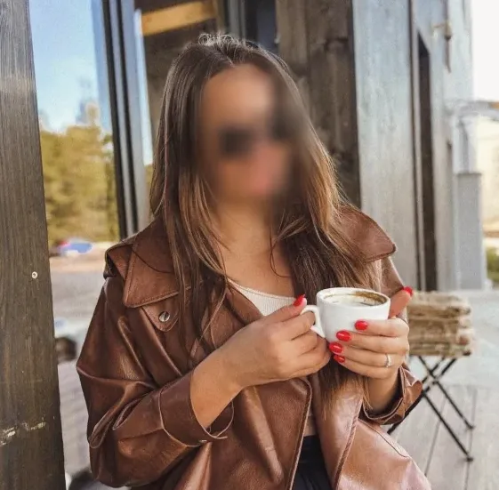 Mareike, 27