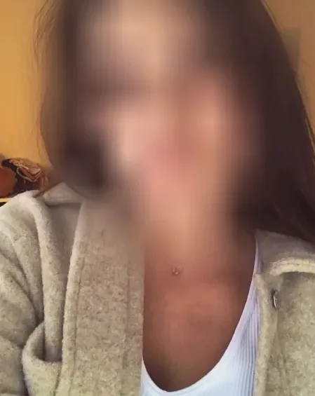 Melanie, 28