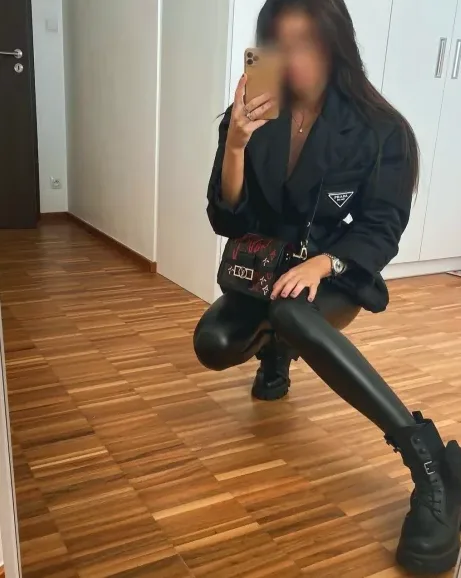 Nisa, 36