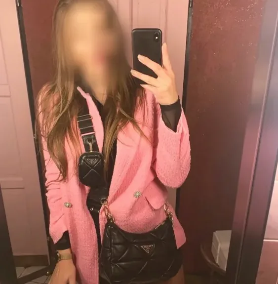 Nora, 33