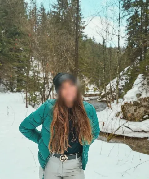 Pia, 27