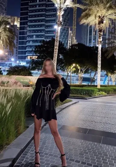 Rebecca, 40