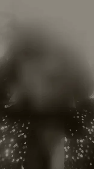 Sophia, 25